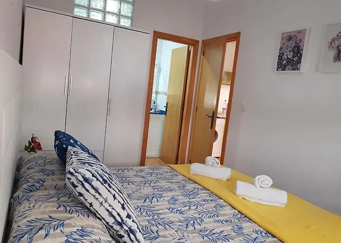 Junto Al Centro Con Aire Acondicionado Y Wifi * Tarifa