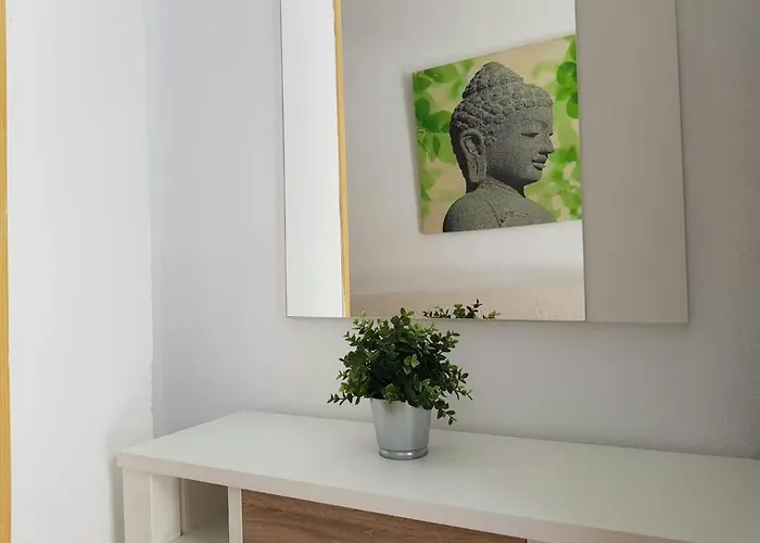 Lägenhet Junto Al Centro Con Aire Acondicionado Y Wifi *